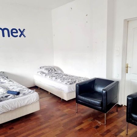 Hostel Primax Познан Екстериор снимка