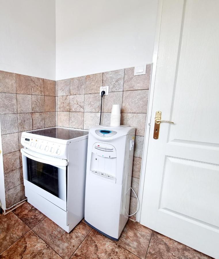 Hostel Primax Познан Екстериор снимка