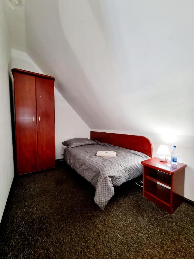Hostel Primax Познан Екстериор снимка